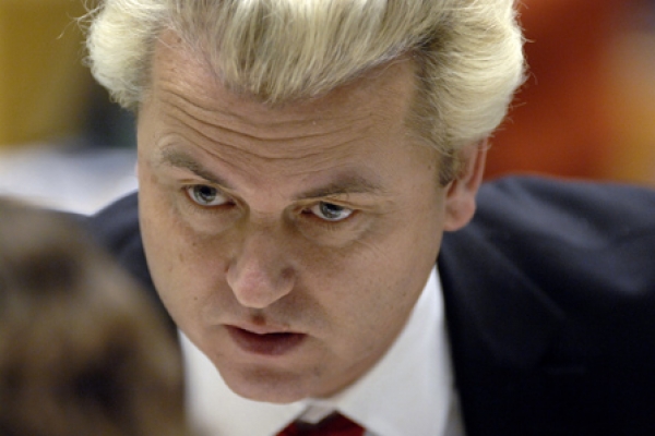 Wilders niezrażony krytyką